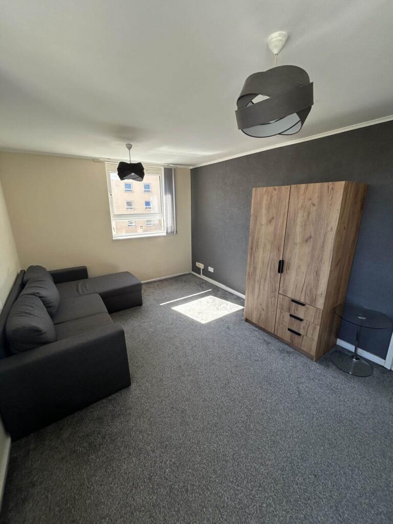 1 bed Apartment for rent in Stockport. From HLGB - Warrington