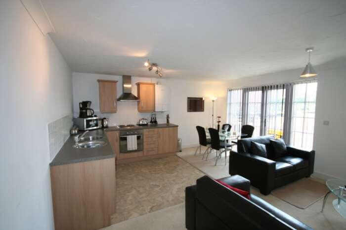 2 bed Apartment for rent in Higher Whitley. From HLGB - Warrington