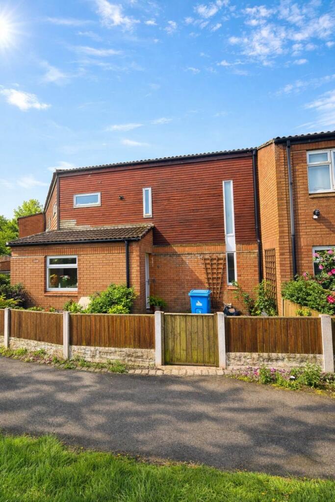 2 bed Detached for rent in Sutton Weaver. From HLGB - Warrington
