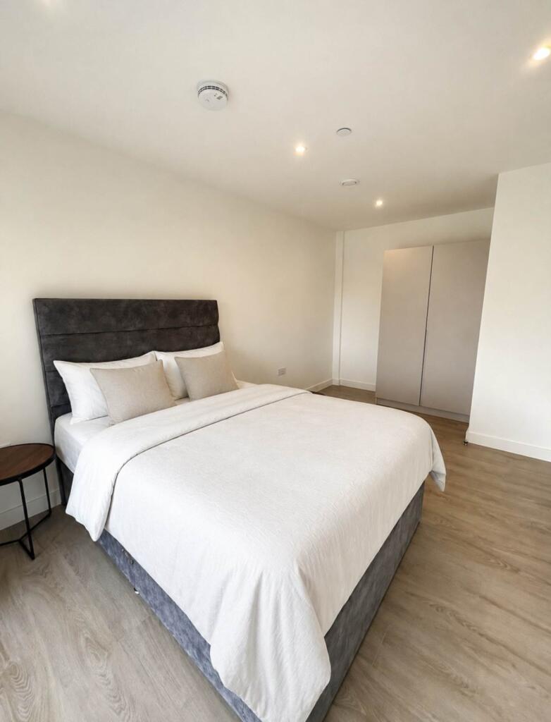 1 bed Apartment for rent in Manchester. From HLGB - Warrington