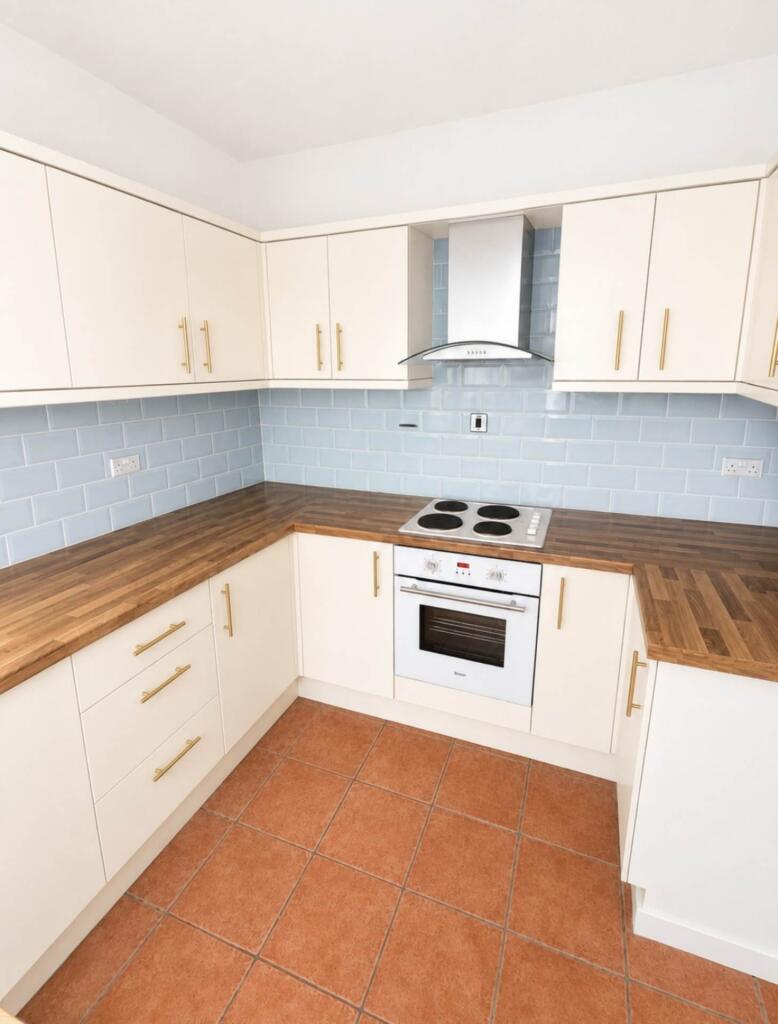 2 bed End of Terrace for rent in Runcorn. From HLGB - Warrington 2 bed End of Terrace for rent in Runcorn. From HLGB - Warrington