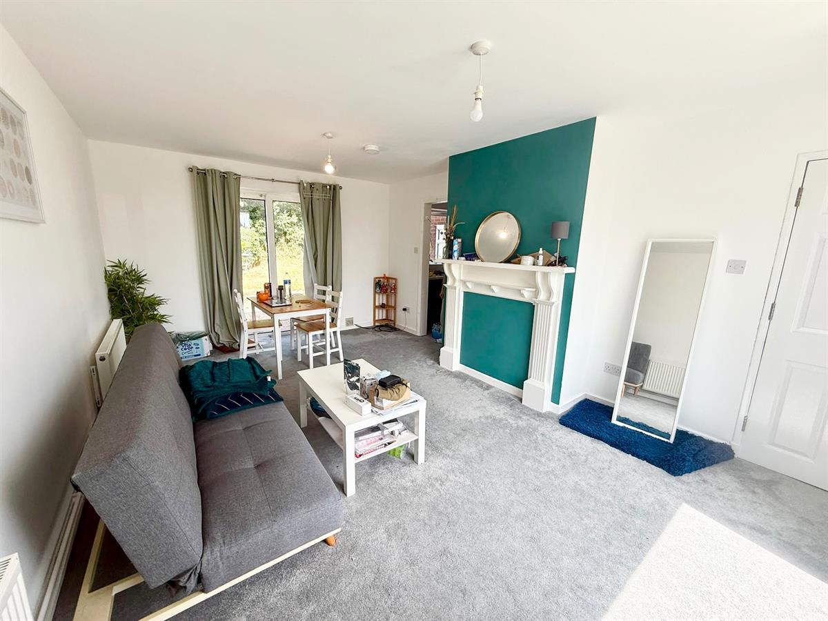 3 bed Mid Terraced House for rent in Filton. From Streamline Lettings - Bristol