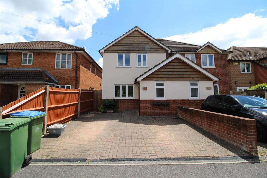 3 bed Semi Detached for rent in Eastleigh. From The Home Agency - Southampton 3 bed Semi Detached for rent in Eastleigh. From The Home Agency - Southampton