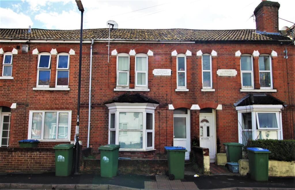 4 bed Mid Terraced House for rent in Southampton. From The Home Agency - Southampton