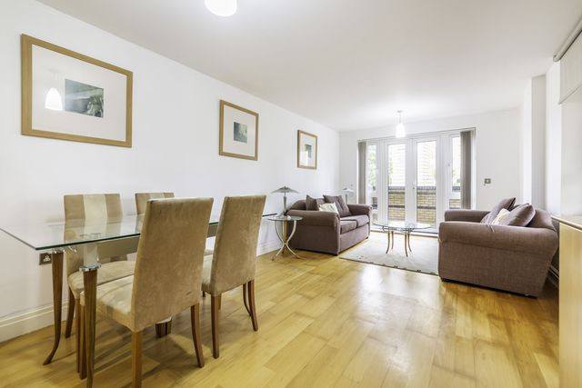 2 bed Flat for rent in Poplar. From Pacific Estate Ltd