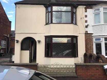 5 bed Semi-Detached for rent in Luton. From Property Link Services - Luton