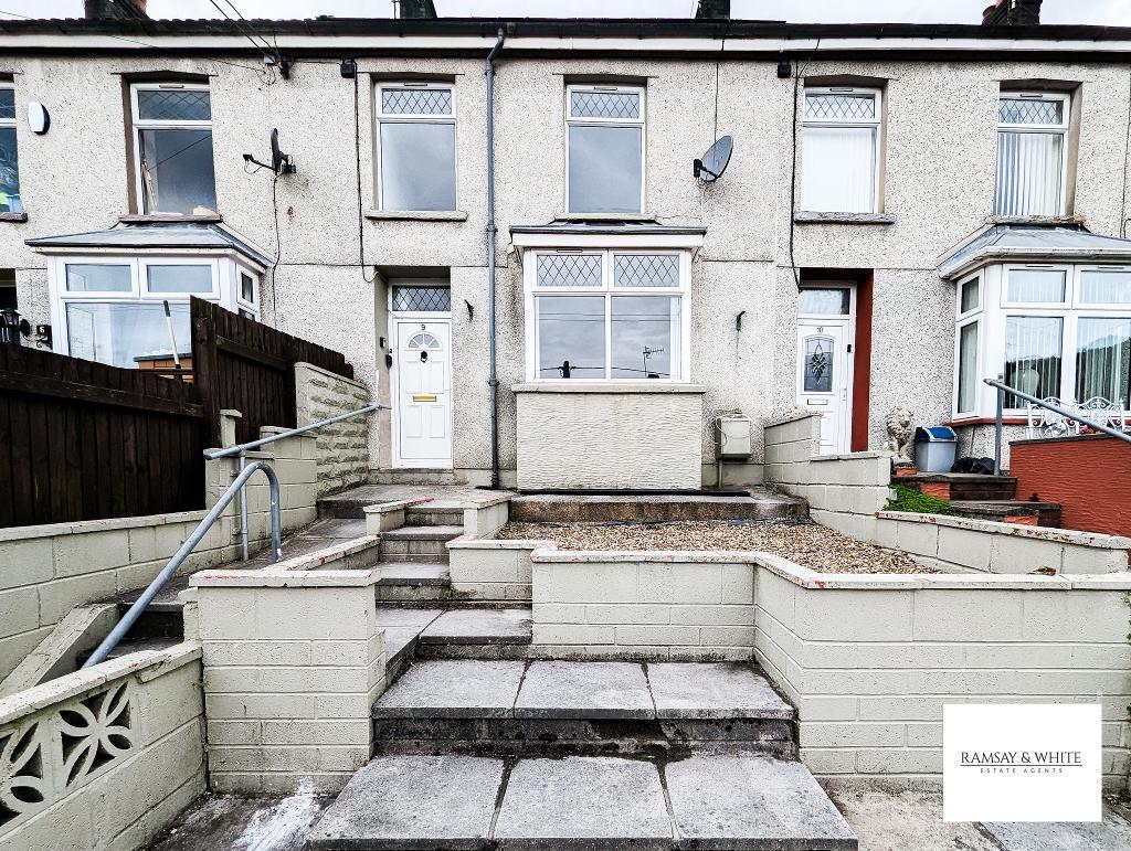 4 bed Mid Terraced House for rent in Aberdare. From Ramsay & White Estate Agents, Aberdare