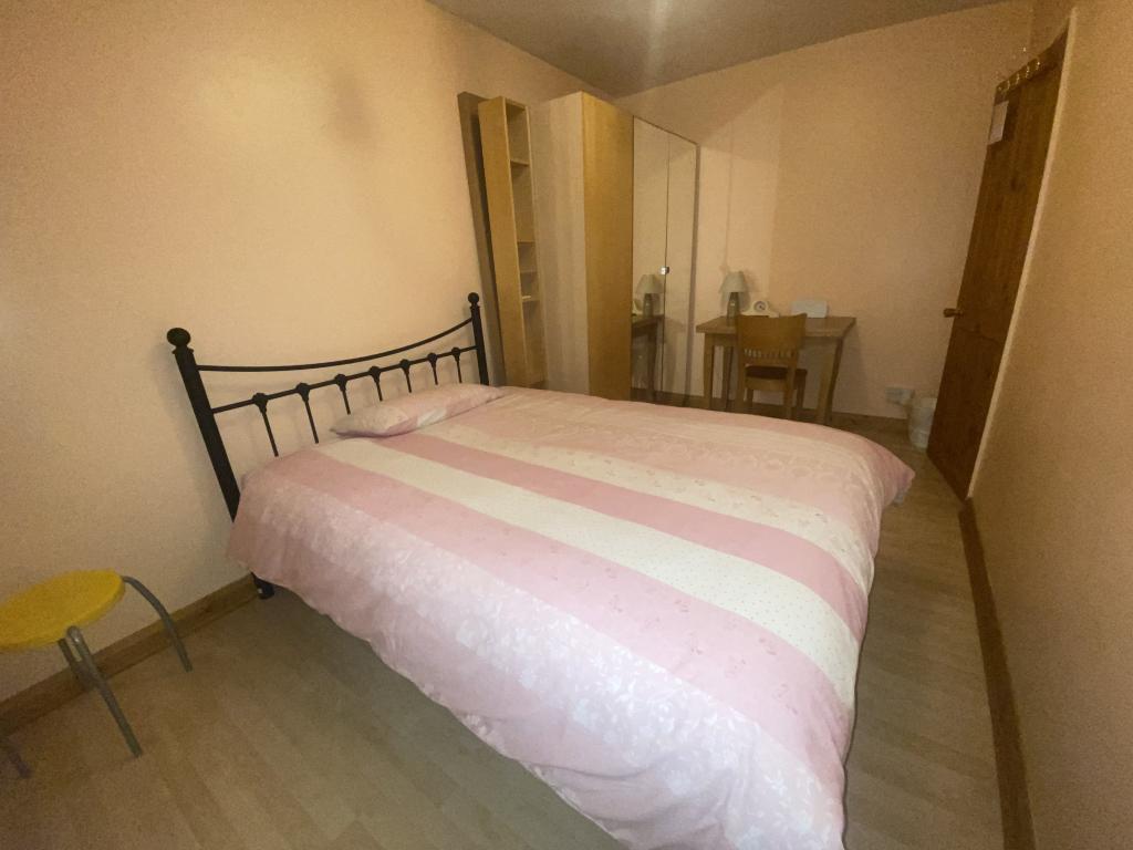 2 bed House Share for rent in London. From North Kensington Property Consultants  - London