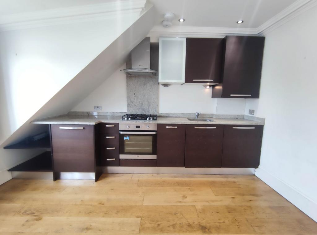 2 bed Apartment/Flat/Studio for rent in London. From Hampshire Heights Ltd  - London
