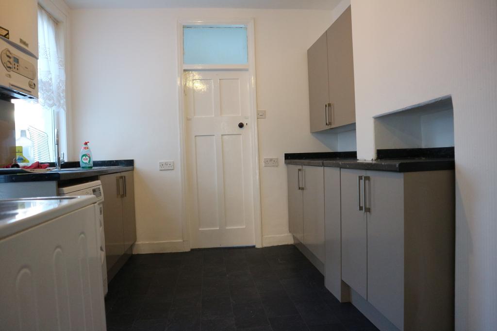 3 bed Terraced House for rent in London. From Dogan Estates - London