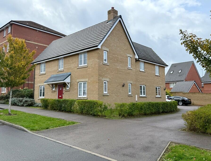 4 bed Detached for rent in Bletchley. From Thomas Connolly Estate Agents - Milton Keynes