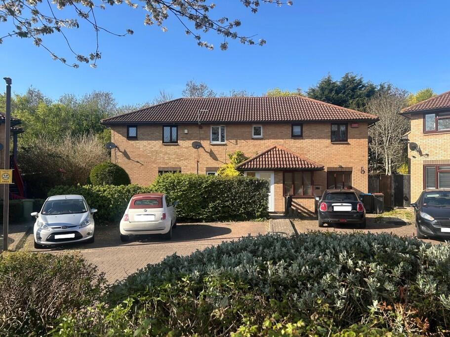 2 bed Detached for rent in Wavendon. From Thomas Connolly Estate Agents - Milton Keynes
