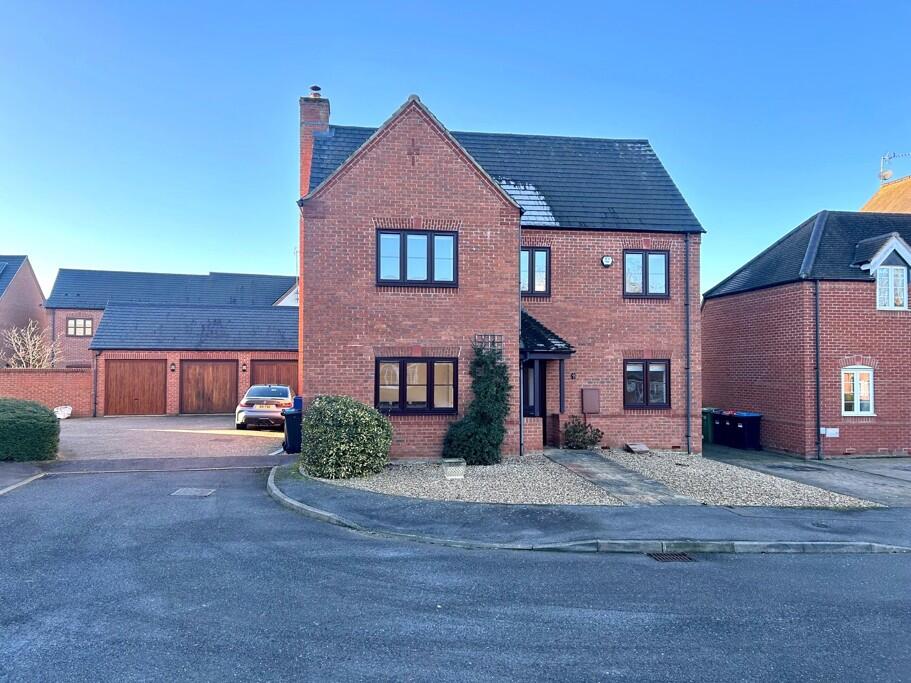 4 bed Detached for rent in Moulsoe. From Thomas Connolly Estate Agents - Milton Keynes