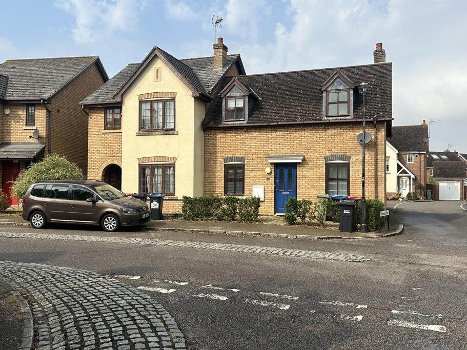 2 bed Semi Detached for rent in Whaddon. From Thomas Connolly Estate Agents - Milton Keynes