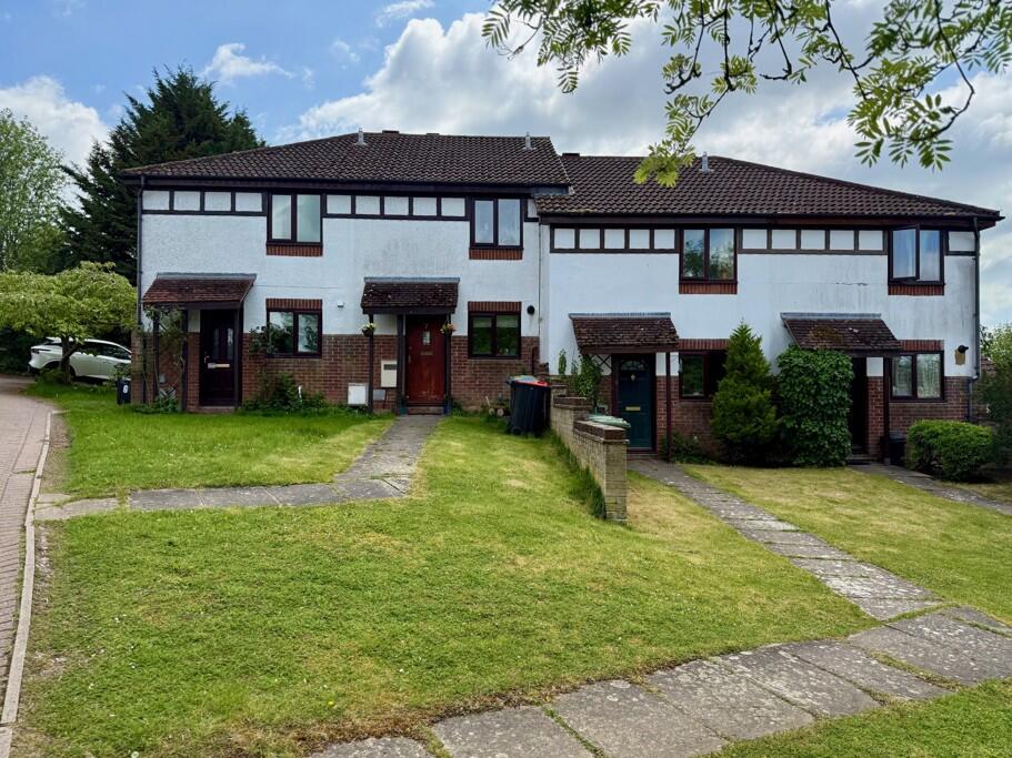 2 bed End of Terrace for rent in Whaddon. From Thomas Connolly Estate Agents - Milton Keynes
