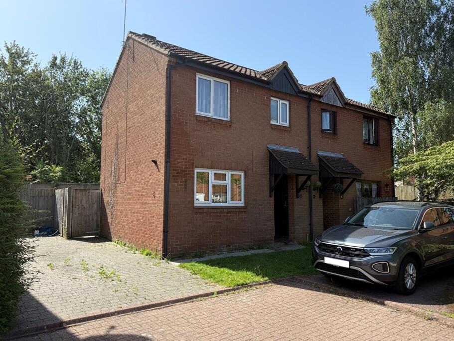 2 bed Semi Detached for rent in Bletchley. From Thomas Connolly Estate Agents - Milton Keynes
