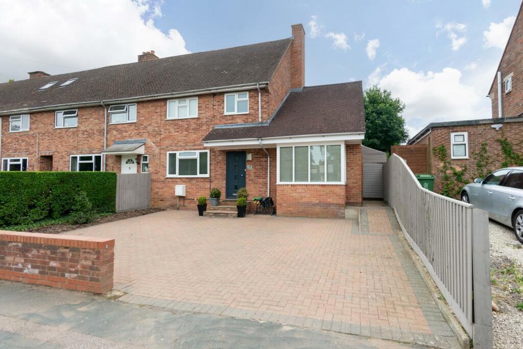 4 bed End of Terrace for rent in Great Brickhill. From Thomas Connolly Estate Agents - Milton Keynes 4 bed End of Terrace for rent in Great Brickhill. From Thomas Connolly Estate Agents - Milton Keynes