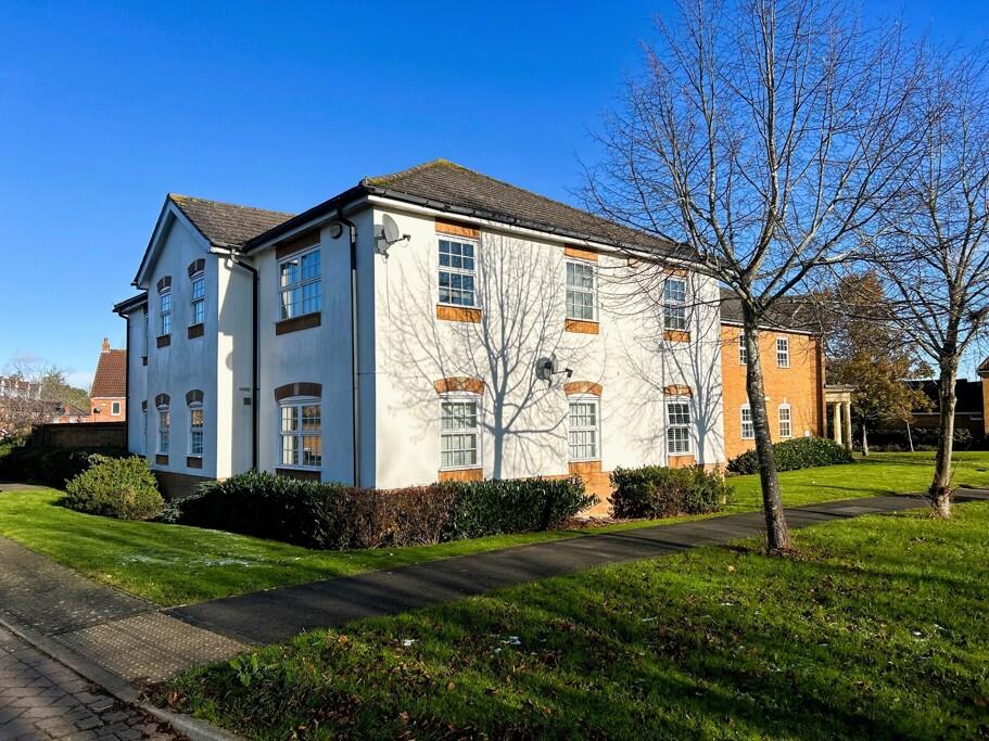 2 bed Apartment for rent in Whaddon. From Thomas Connolly Estate Agents - Milton Keynes 2 bed Apartment for rent in Whaddon. From Thomas Connolly Estate Agents - Milton Keynes