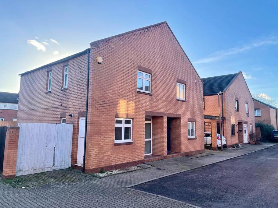 3 bed Semi Detached for rent in Milton Keynes. From Thomas Connolly Estate Agents - Milton Keynes