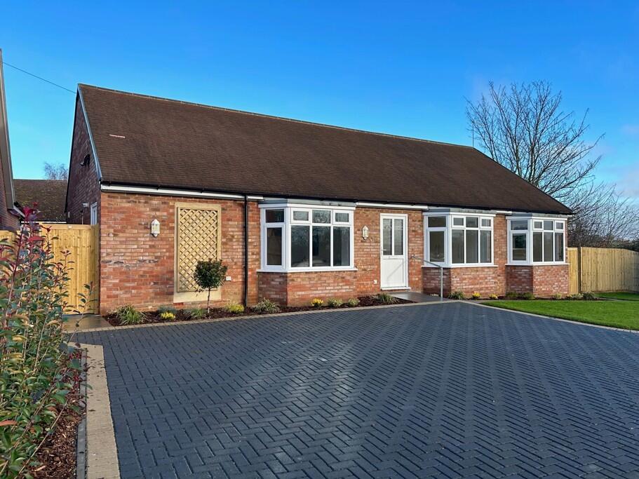 3 bed Bungalow for rent in Castlethorpe. From Thomas Connolly Estate Agents - Milton Keynes
