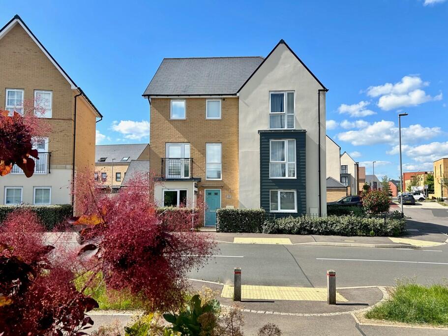 4 bed Town House for rent in Wavendon. From Thomas Connolly Estate Agents - Milton Keynes