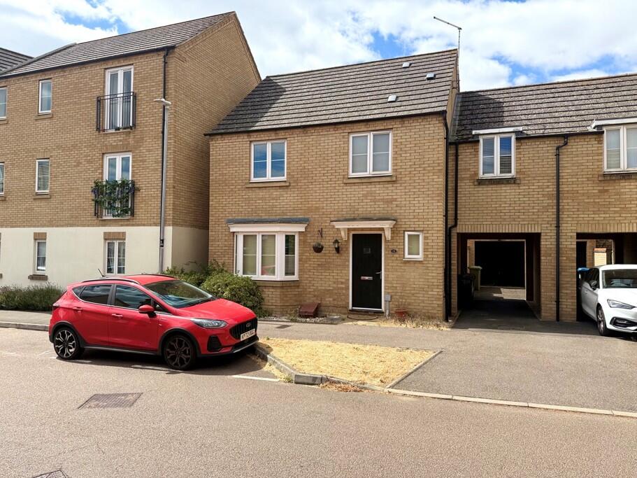 4 bed Link detached for rent in Haversham. From Thomas Connolly Estate Agents - Milton Keynes
