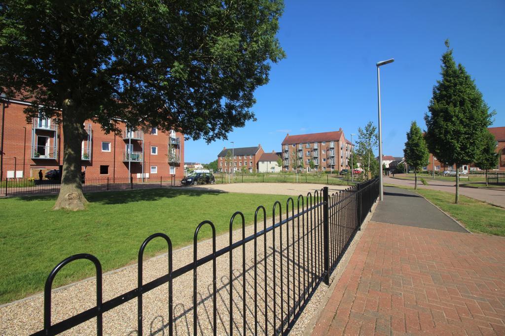 2 bed Apartment for rent in Bletchley. From Thomas Connolly Estate Agents - Milton Keynes 2 bed Apartment for rent in Bletchley. From Thomas Connolly Estate Agents - Milton Keynes