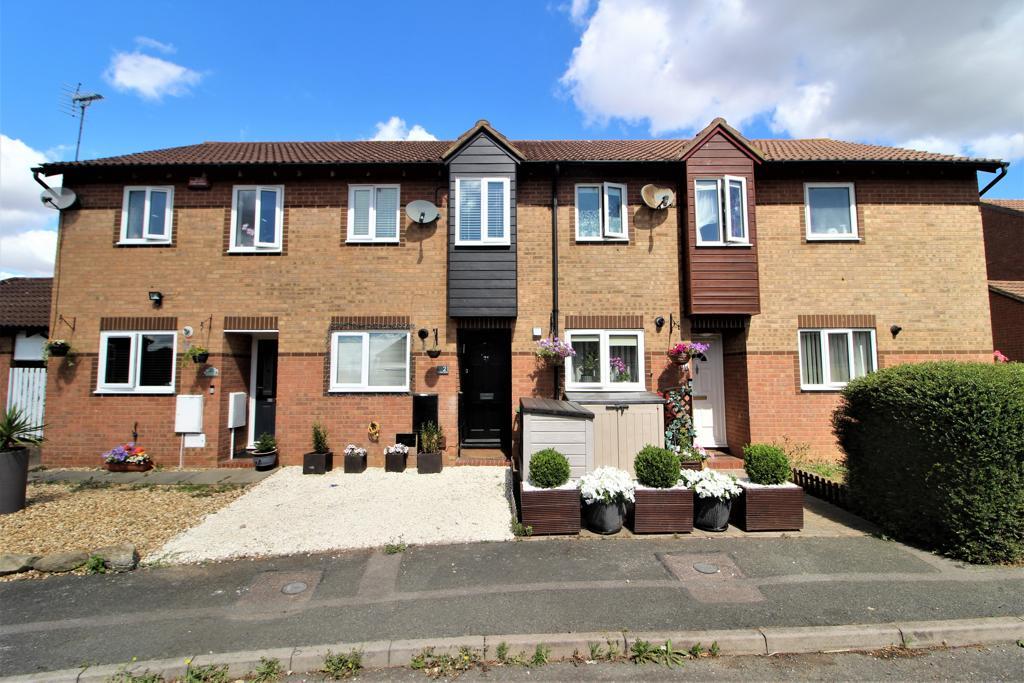 2 bed Mid Terraced House for rent in Bletchley. From Thomas Connolly Estate Agents - Milton Keynes 2 bed Mid Terraced House for rent in Bletchley. From Thomas Connolly Estate Agents - Milton Keynes