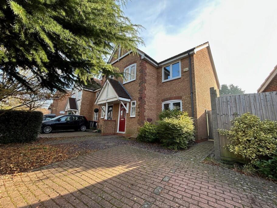 3 bed Semi Detached for rent in Newton Longville. From Thomas Connolly Estate Agents - Milton Keynes 3 bed Semi Detached for rent in Newton Longville. From Thomas Connolly Estate Agents - Milton Keynes
