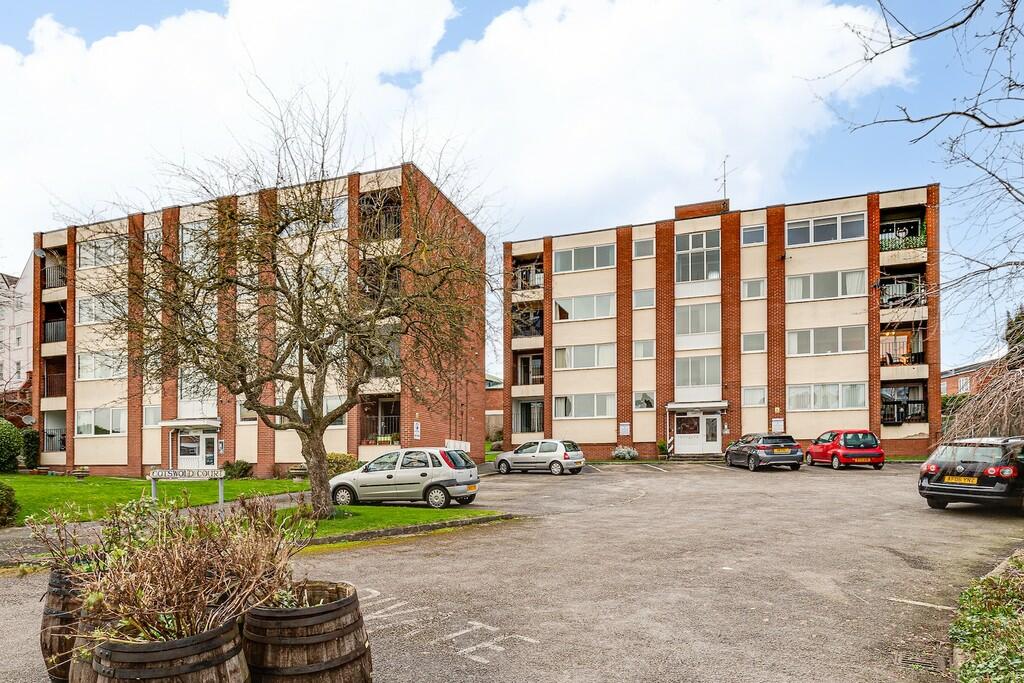 2 bed Apartment for rent in Piper's Ash. From Currans Homes