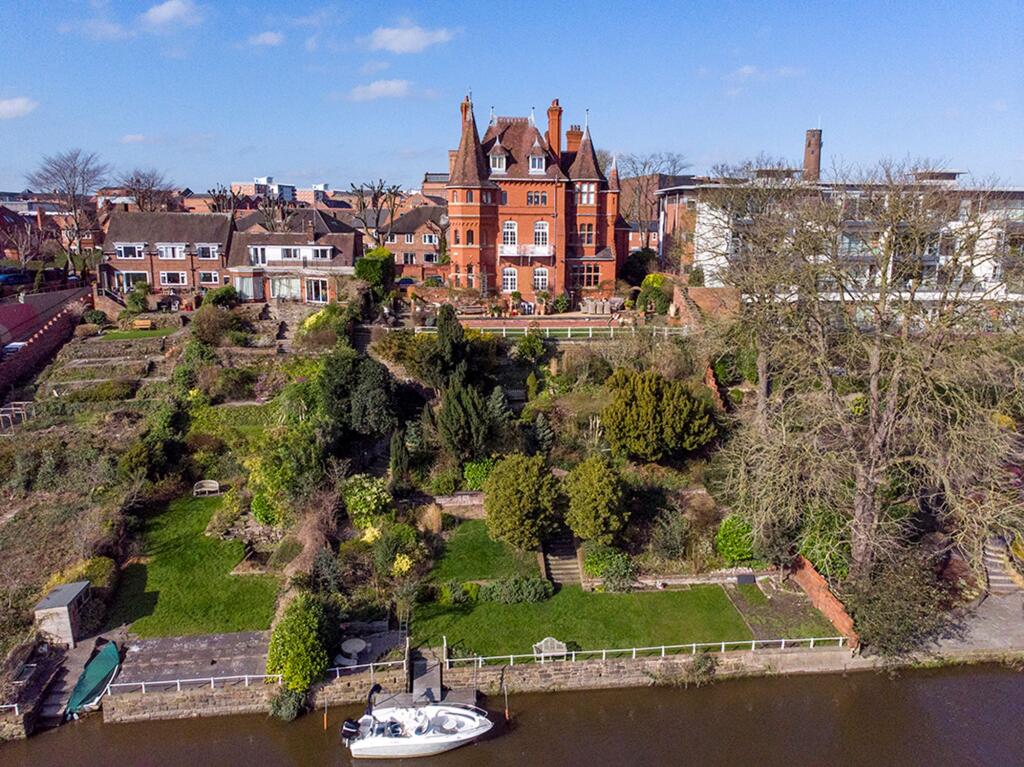 4 bed Chalet type for rent in Chester. From Currans Homes - Chester 4 bed Chalet type for rent in Chester. From Currans Homes - Chester