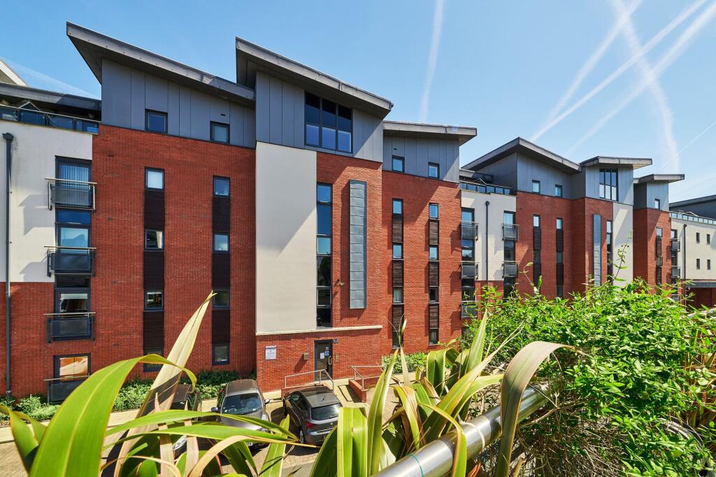 2 bed 1st Floor Flat for rent in Chester. From Currans Homes - Chester