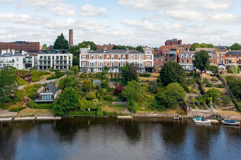 3 bed 1st Floor Flat for rent in Chester. From Currans Homes - Chester