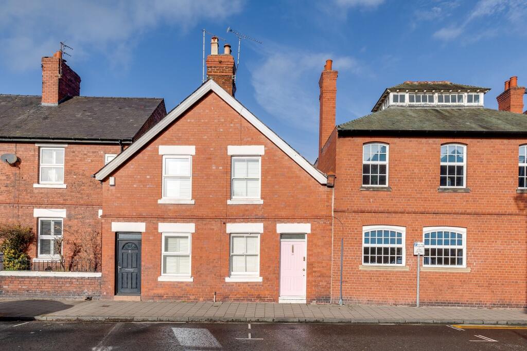 2 bed Mid Terraced House for rent in Chester. From Currans Homes - Chester 2 bed Mid Terraced House for rent in Chester. From Currans Homes - Chester