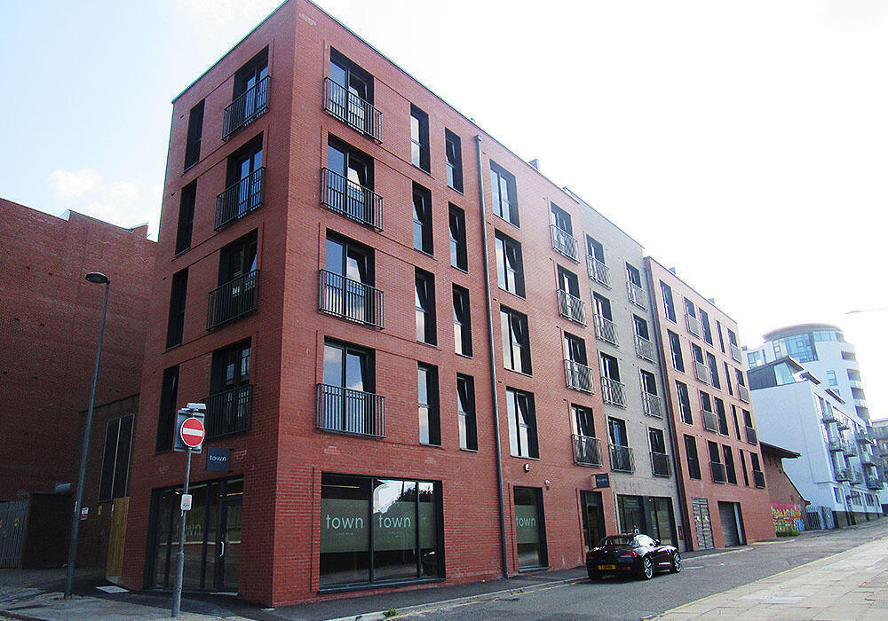 1 bed 1st Floor Flat for rent in Liverpool. From Connect-UK - Management - Crawley