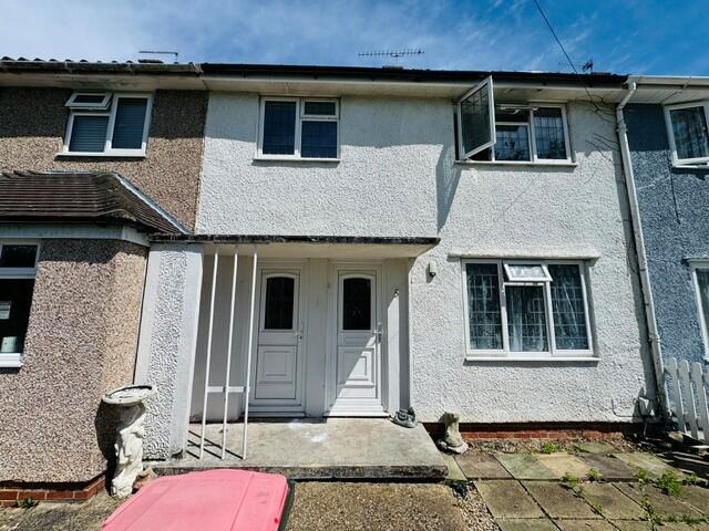 4 bed Mid Terraced House for rent in Crawley. From Connect-UK - Management - Crawley 4 bed Mid Terraced House for rent in Crawley. From Connect-UK - Management - Crawley