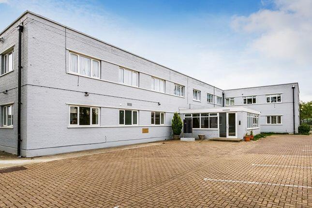 2 bed Detached for rent in Crawley. From Connect-UK - Management - Crawley