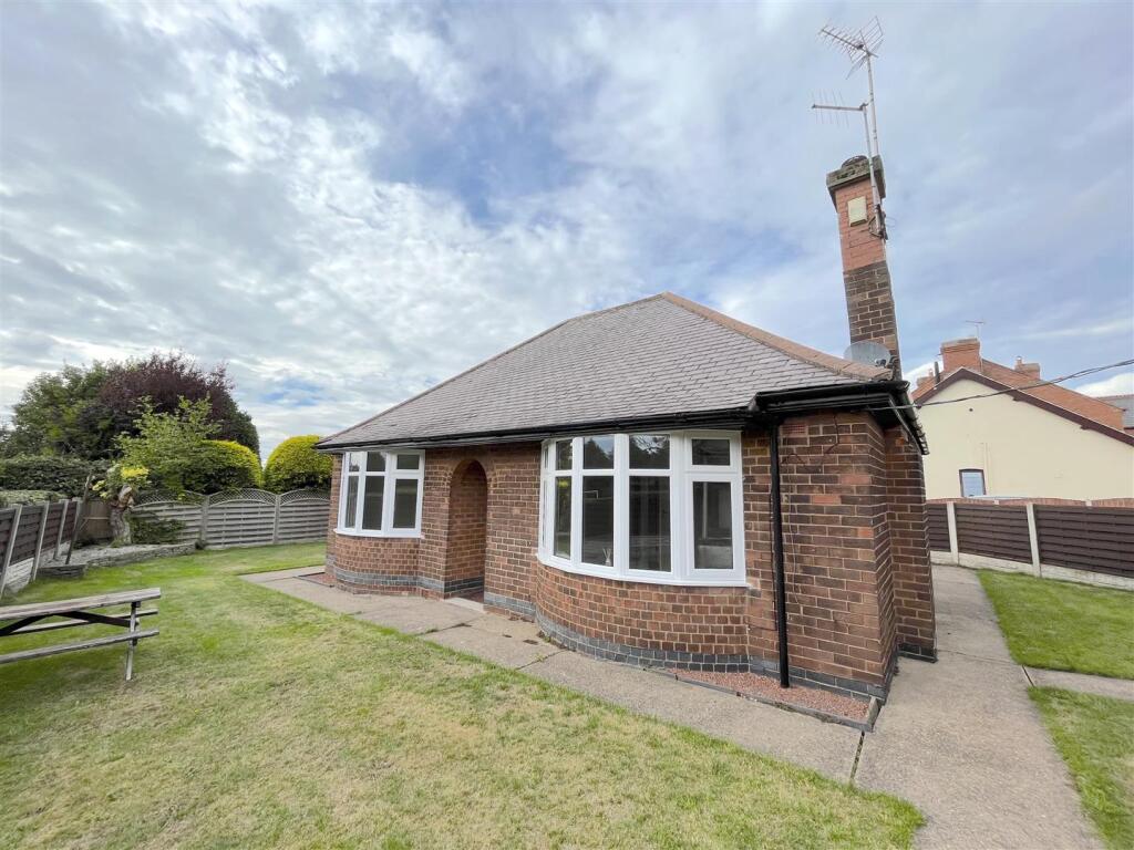 2 bed Detached bungalow for rent in Kirkby-in-Ashfield. From Lighthouse Estate Agents - Kirkby-In-Ashfield