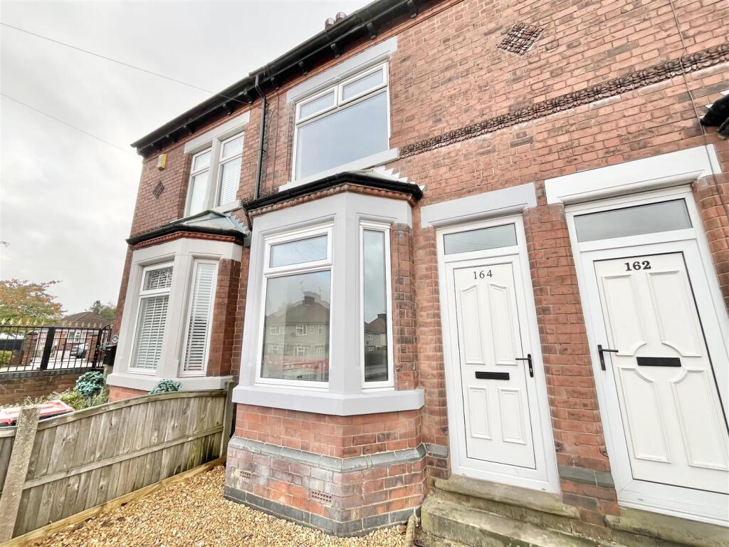 2 bed Town House for rent in Kirkby-in-Ashfield. From Lighthouse Estate Agents - Kirkby-In-Ashfield