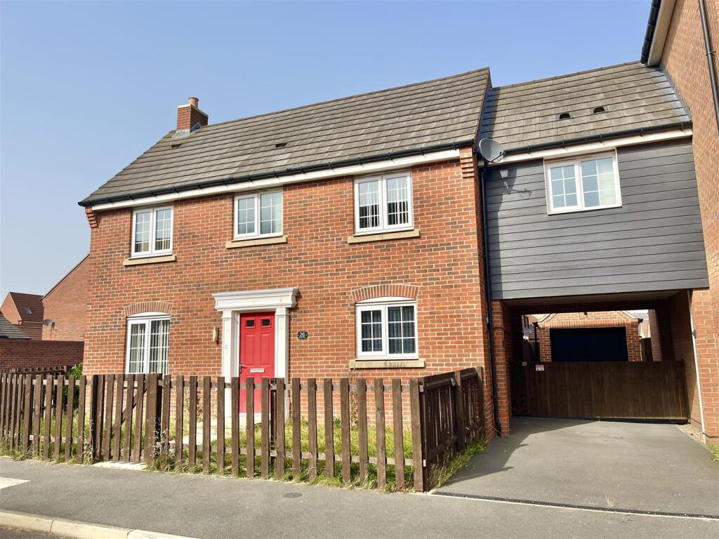 5 bed Detached for rent in Kirkby-in-Ashfield. From Lighthouse Estate Agents - Kirkby-In-Ashfield 5 bed Detached for rent in Kirkby-in-Ashfield. From Lighthouse Estate Agents - Kirkby-In-Ashfield