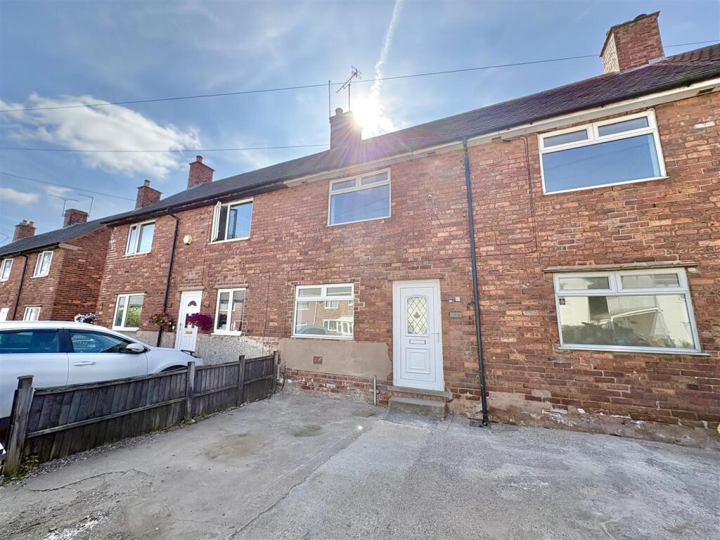 3 bed Town House for rent in Stanton Hill. From Lighthouse Estate Agents - Kirkby-In-Ashfield 3 bed Town House for rent in Stanton Hill. From Lighthouse Estate Agents - Kirkby-In-Ashfield
