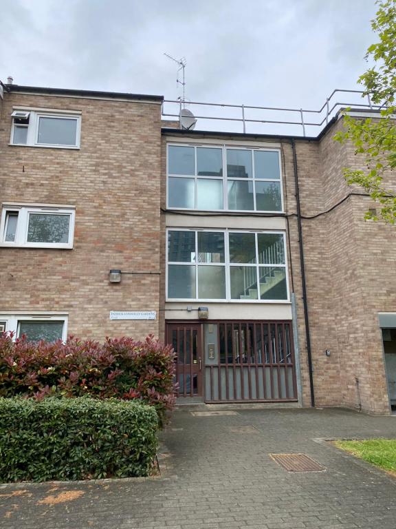 0 bed Flat for rent in London. From Khanadams - Ilford