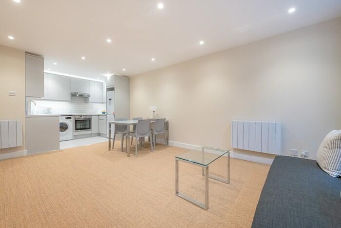 1 bed Apartment for rent in London. From Thomas Michael - Barbican and City 1 bed Apartment for rent in London. From Thomas Michael - Barbican and City