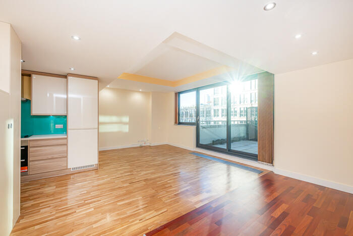 2 bed Apartment for rent in London. From Thomas Michael - Barbican and City 2 bed Apartment for rent in London. From Thomas Michael - Barbican and City