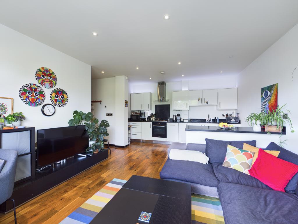 2 bed Flat for rent in London. From Purple Key - High Barnet