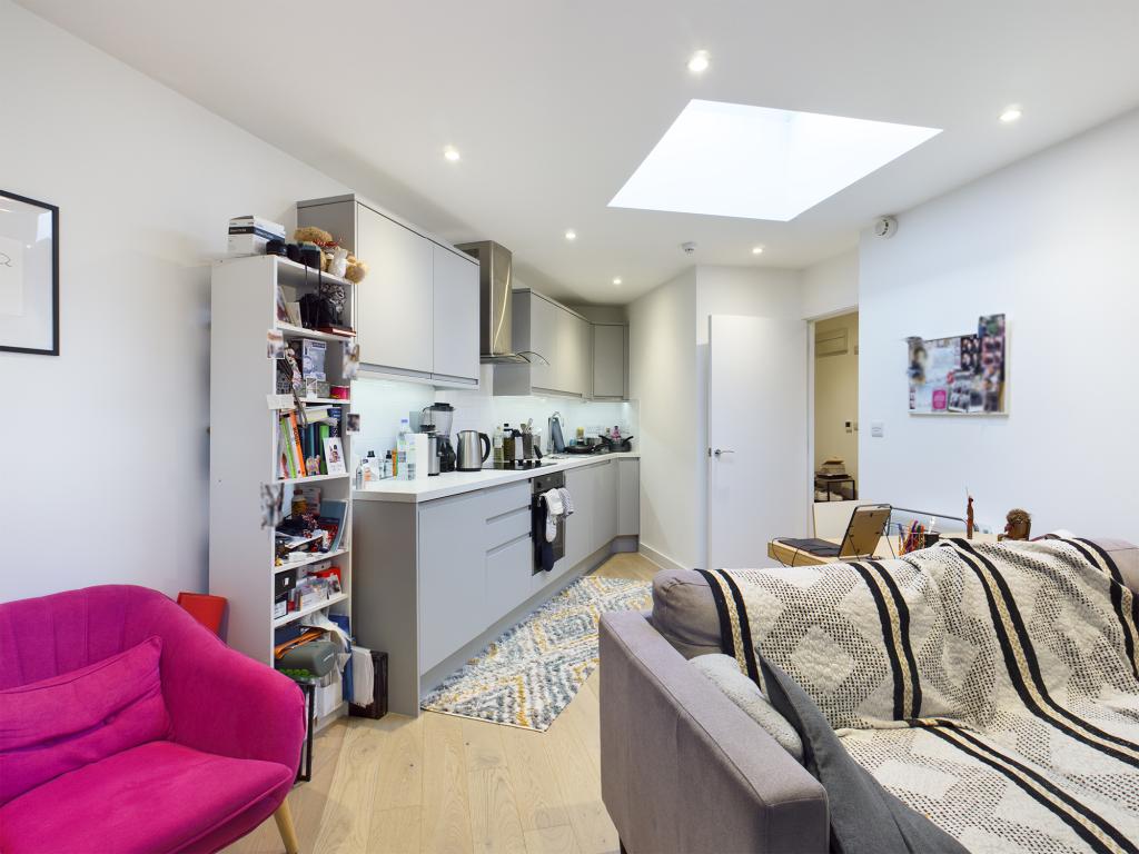 1 bed Flat for rent in London. From Purple Key - High Barnet