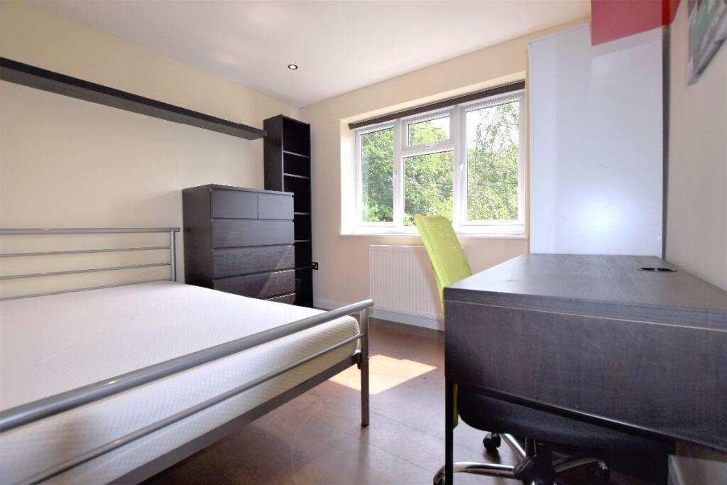 5 bed Semi Detached for rent in Harbledown. From Nicholas Humphreys - Canterbury 5 bed Semi Detached for rent in Harbledown. From Nicholas Humphreys - Canterbury