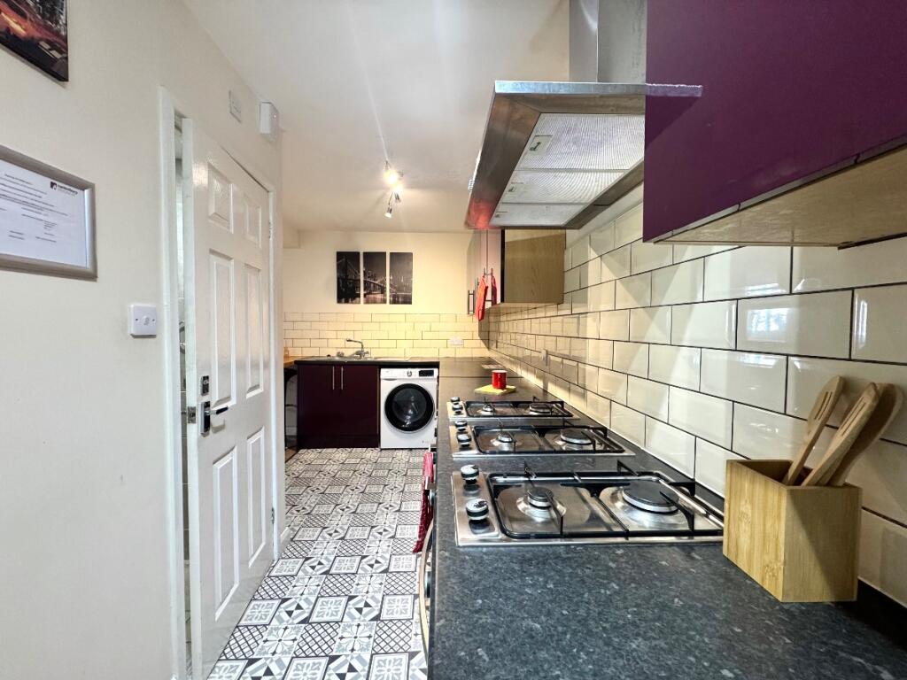 5 bed Semi Detached for rent in Tyler Hill. From Nicholas Humphreys - Canterbury 5 bed Semi Detached for rent in Tyler Hill. From Nicholas Humphreys - Canterbury