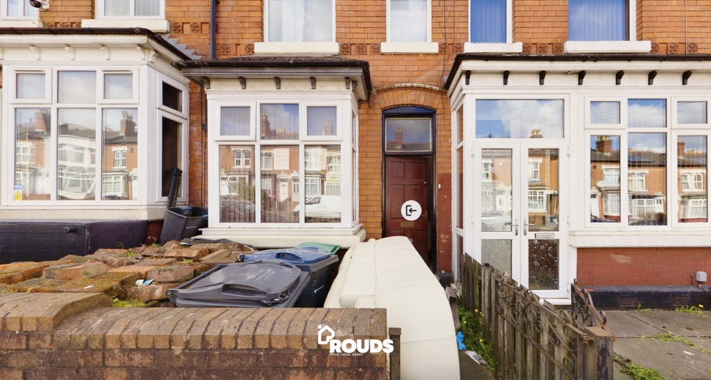 3 bed Mid Terraced House for rent in Birmingham. From Rouds