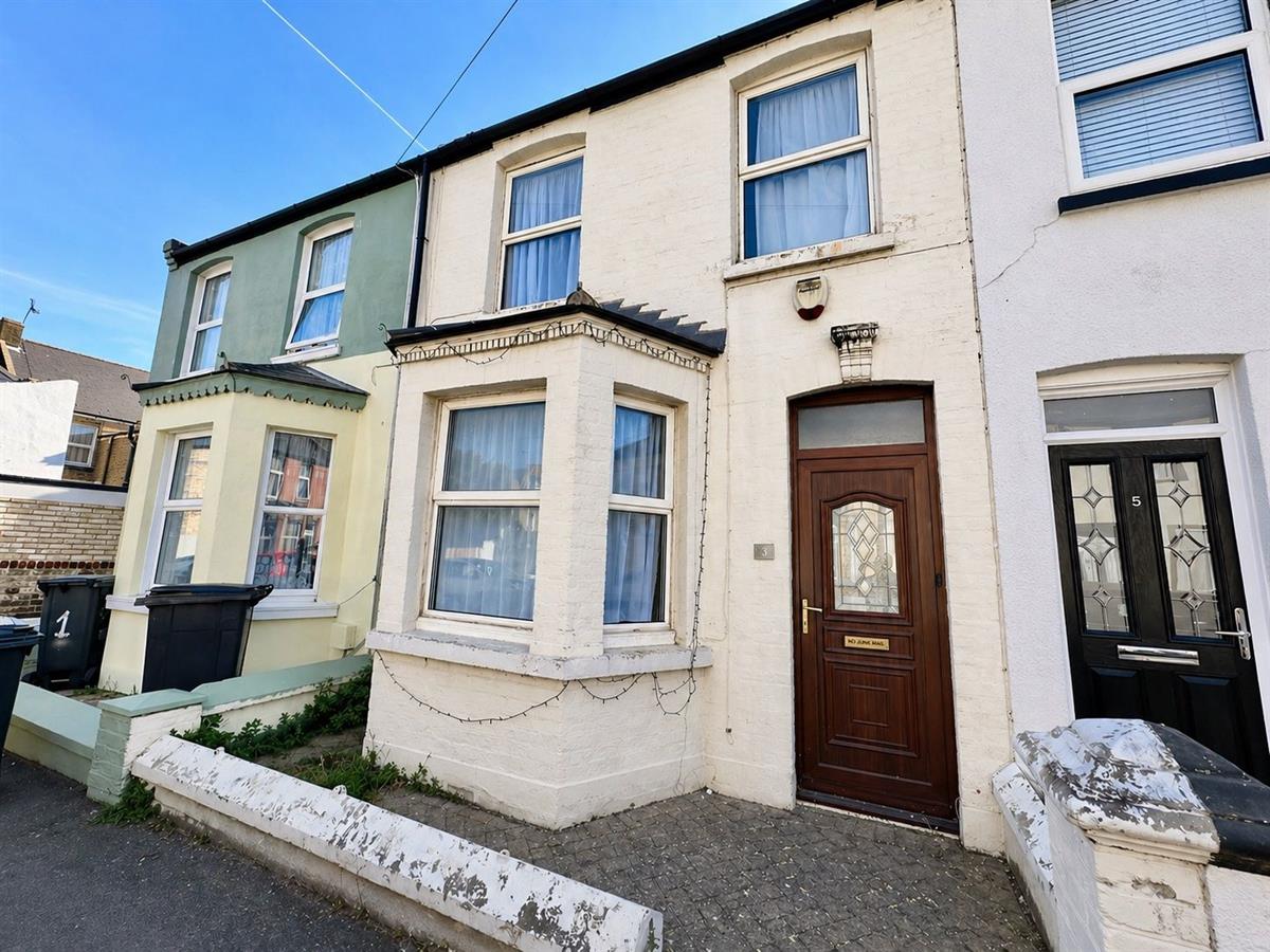 2 bed Mid Terraced House for rent in Margate. From frederickandcopropertyservices.co.uk